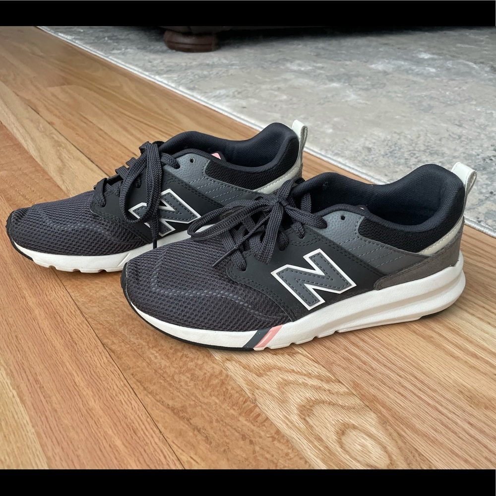 New Balance 009 Women’s 7.5
